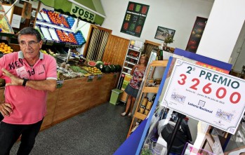 Una fruter&iacute;a vende tres d&eacute;cimos del segundo premio de la Loter&iacute;a Nacional 