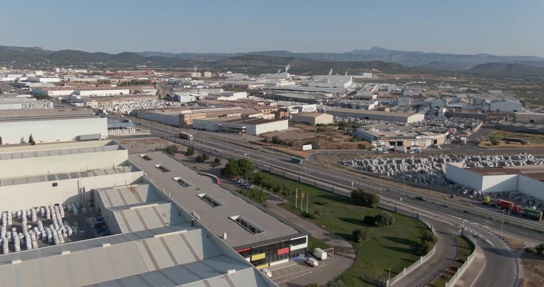 Ivace+i destina 63 millones de euros para impulsar y mejorar las áreas industriales de la Comunitat Valenciana Ivace+i destina 63 millones de euros para impulsar y mejorar las áreas industriales de la Comunitat Valenciana