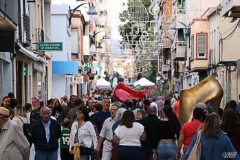 Multitudinaria segunda edici&oacute;n de "Elda Shopping Night"