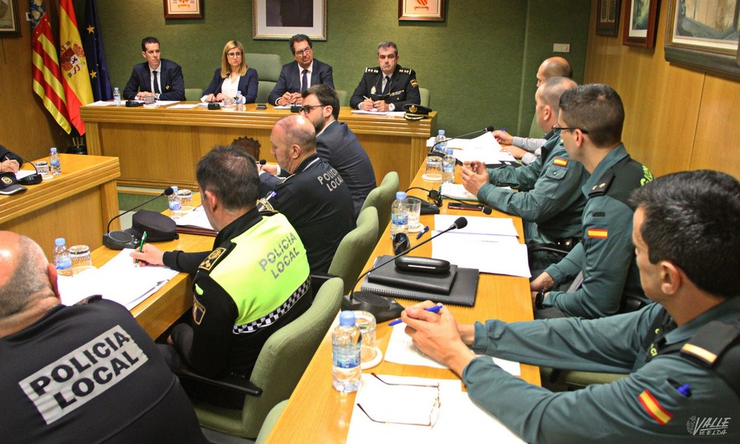 Más de 1.000 servicios policiales en los Moros y Cristianos de Elda y Petrer Más de 1.000 servicios policiales en los Moros y Cristianos de Elda y Petrer