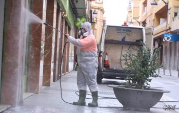El Ayuntamiento de Elda refuerza la desinfecci&oacute;n de las instalaciones municipales que siguen abiertas 