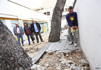 Educaci&oacute;n repara parte del patio de Padre Manj&oacute;n por la seguridad de los escolares