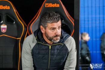 Fernando Est&eacute;vez: "Ante el Espanyol tenemos que disfrutar a la vez que somos competitivos"