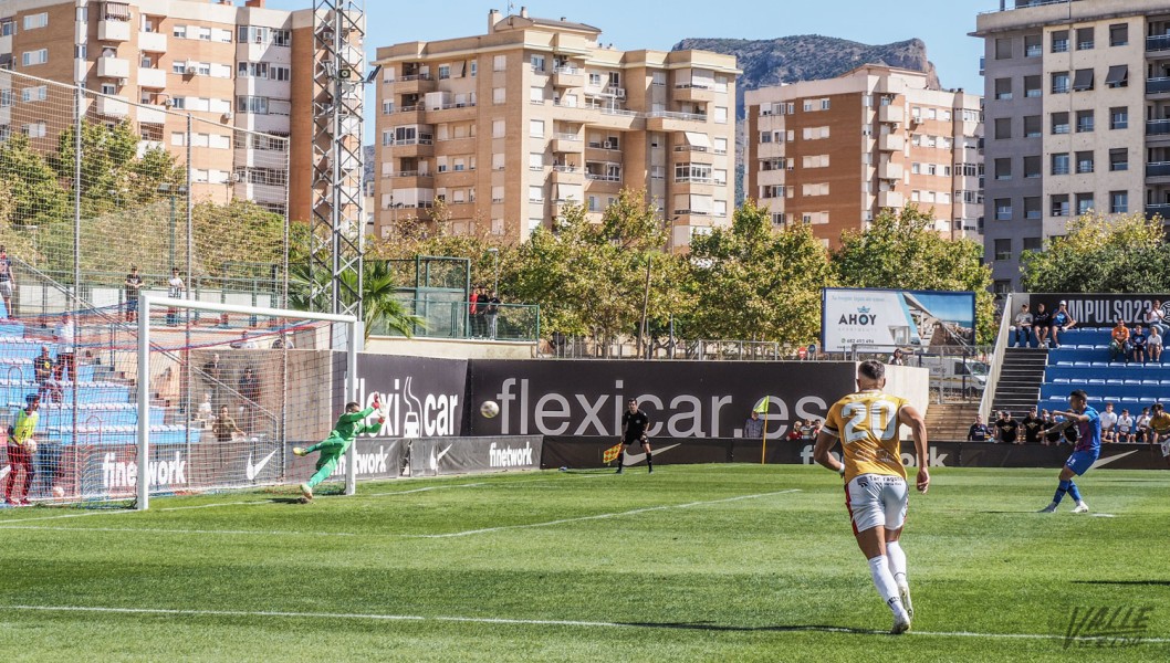 El Eldense falla tres de cada 10 penaltis que lanza El Eldense falla tres de cada 10 penaltis que lanza