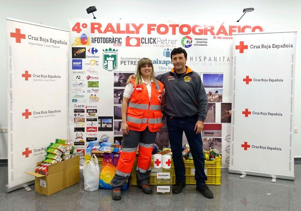 Más de 200 participantes convierten el Rally ClickPetrer en gran fiesta fotográfica Más de 200 participantes convierten el Rally ClickPetrer en gran fiesta fotográfica