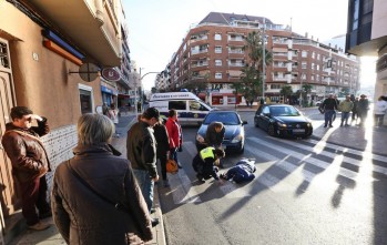 Atropellan a una mujer embarazada en Elda