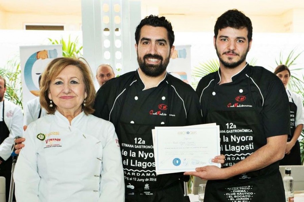 El cocinero eldense Raúl López obtiene el tercer premio del 12º Concurso Nacional de la Ñora y el Langostino de Guardamar El cocinero eldense Raúl López obtiene el tercer premio del 12º Concurso Nacional de la Ñora y el Langostino de Guardamar