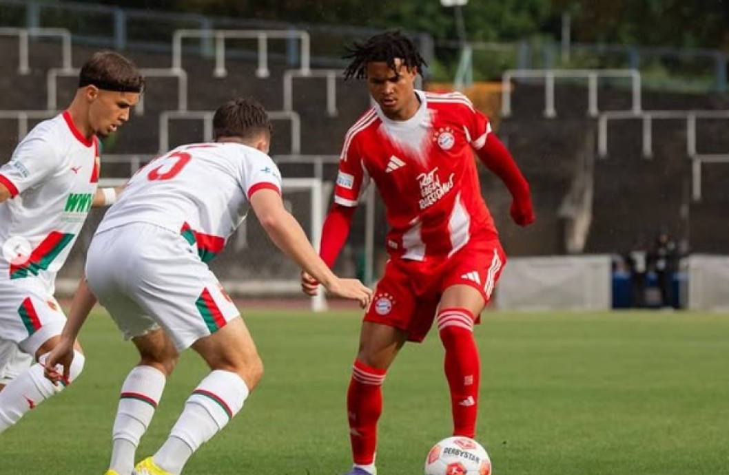 El jugador del Bayern de Munich, Julien Yanda, cerca de llegar cedido al Eldense