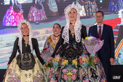 Araceli Mart&iacute;nez y Carla Pomares, Falleras Mayores de Elda 2026