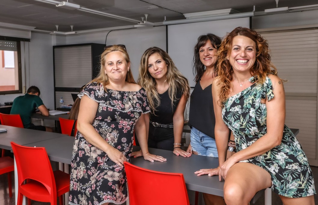 Forma T Centro de Estudios ayuda a sus alumnos desde Primaria hasta para sacar una oposición Forma T Centro de Estudios ayuda a sus alumnos desde Primaria hasta para sacar una oposición