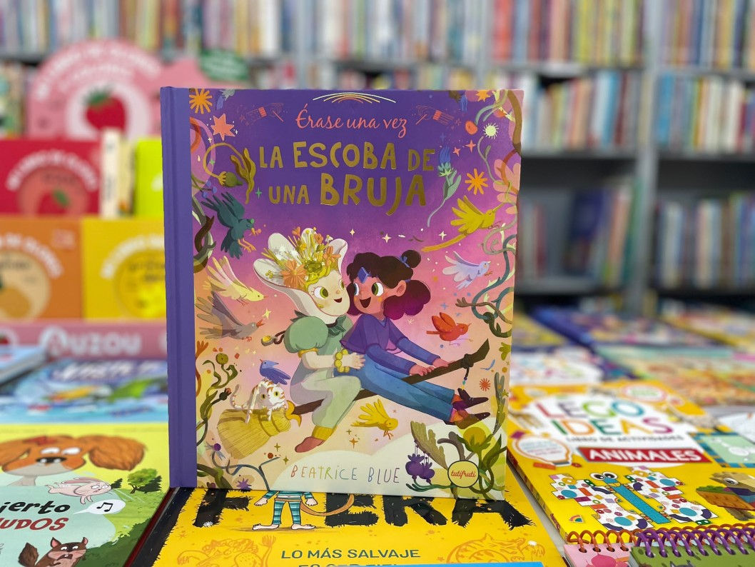"La escoba de una bruja" de Beatrice Blue