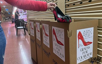 El Ayuntamiento pide a la ciudadan&iacute;a zapatos viejos para decorar el &aacute;rbol de Navidad