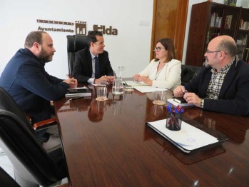 Rub&eacute;n Alfaro e Inmaculada Orozco establecen una l&iacute;nea de colaboraci&oacute;n entre la FVMP y la Conselleria de Pol&iacute;tica Territorial para trabajar la Agenda 2030