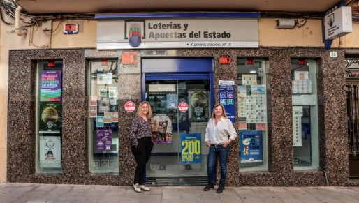 La administraci&oacute;n "El Progreso" de Elda reparte un mill&oacute;n de euros del Euromillones