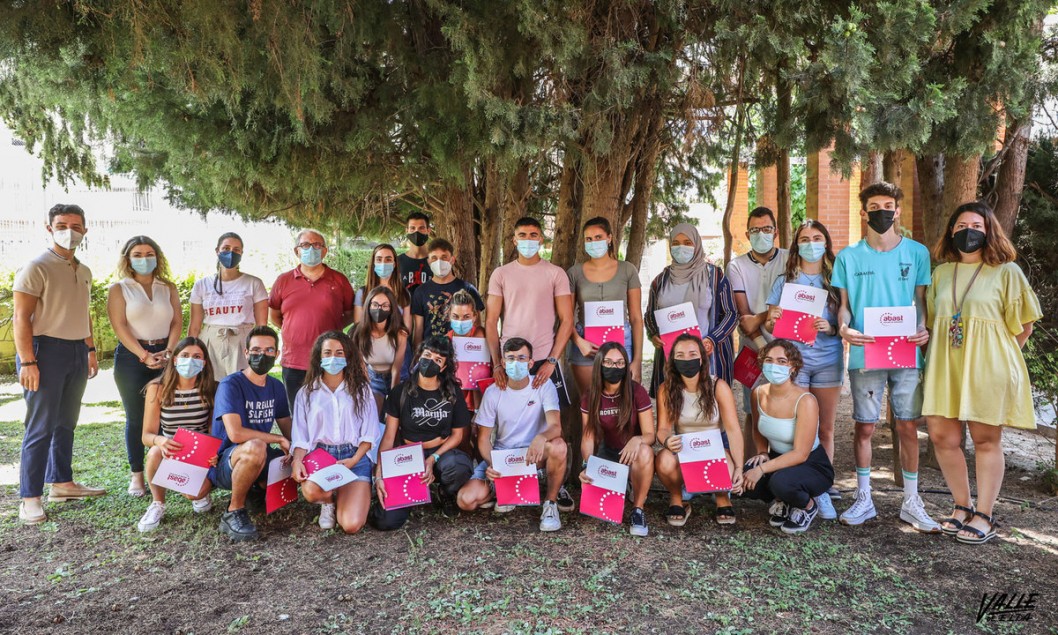 Un total de 25 jóvenes participan en un curso de Monitor de Tiempo Libre en Petrer Un total de 25 jóvenes participan en un curso de Monitor de Tiempo Libre en Petrer
