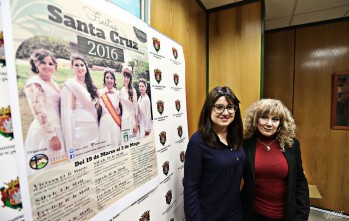 Petrer presenta el cartel promocional de las Fiestas de la Santa Cruz