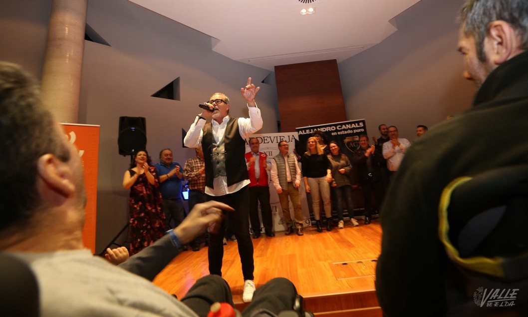 Petrer disfruta de su primera Tardevieja Petrer disfruta de su primera Tardevieja