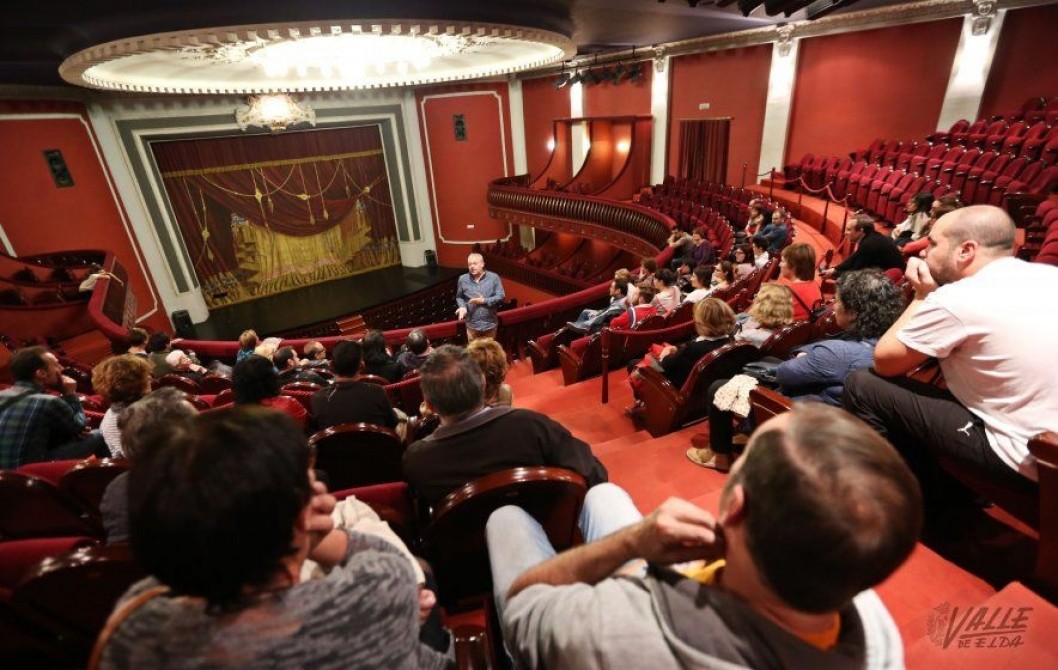 Un viaje por la historia del Teatro Castelar Un viaje por la historia del Teatro Castelar