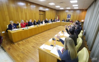 Elda inicia el proceso para declarar Bien de Relevancia Local las Embajadas de Moros y Cristianos