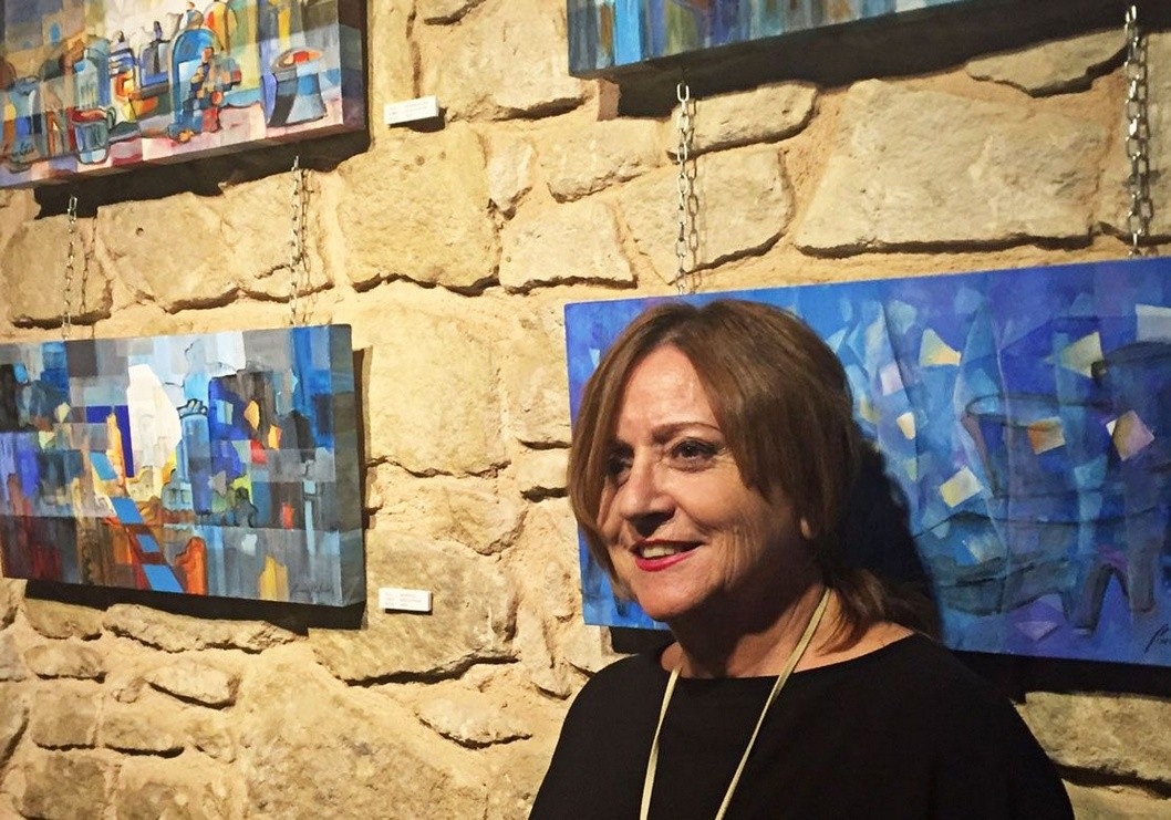 La eldense Carmen Castaño inaugura una nueva exposición en La Sastrería La eldense Carmen Castaño inaugura una nueva exposición en La Sastrería