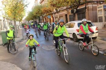 Los eldenses volver&aacute;n a subirse a la bici en el D&iacute;a de la Constituci&oacute;n