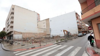 Acondicionan el aparcamiento de la calle Arag&oacute;n