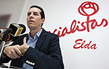 El PSOE pretende dar un cambio en los plenos del Ayuntamiento de Elda