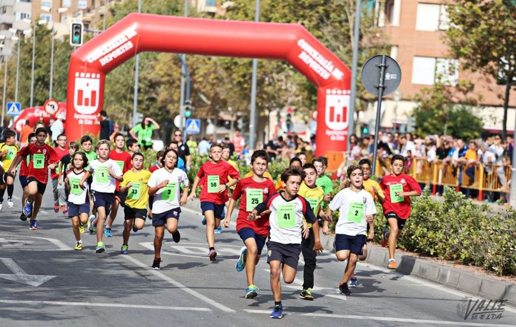 La Milla Escolar se celebra este sábado en Elda como inicio de los deportes escolares La Milla Escolar se celebra este sábado en Elda como inicio de los deportes escolares