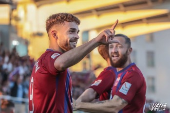 El Eldense pierde la victoria en el &uacute;ltimo minuto (2-2)
