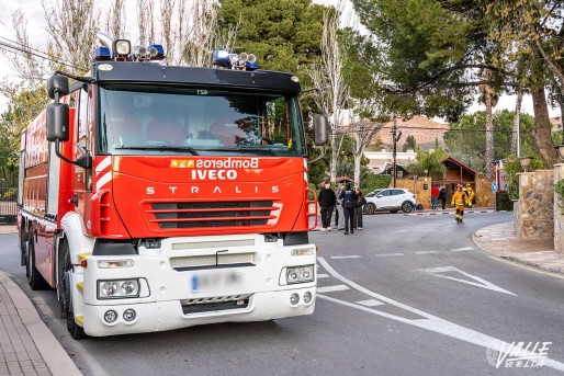 Arde una casa de madera en la Loma Bad&aacute;