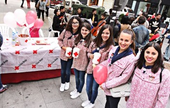 La m&uacute;sica y la solidaridad se unen en el&nbsp;"D&iacute;a de la Banderita" de Cruz Roja