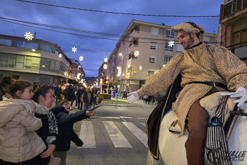 El Paje Real recoge las cartas de los peque&ntilde;os de Petrer