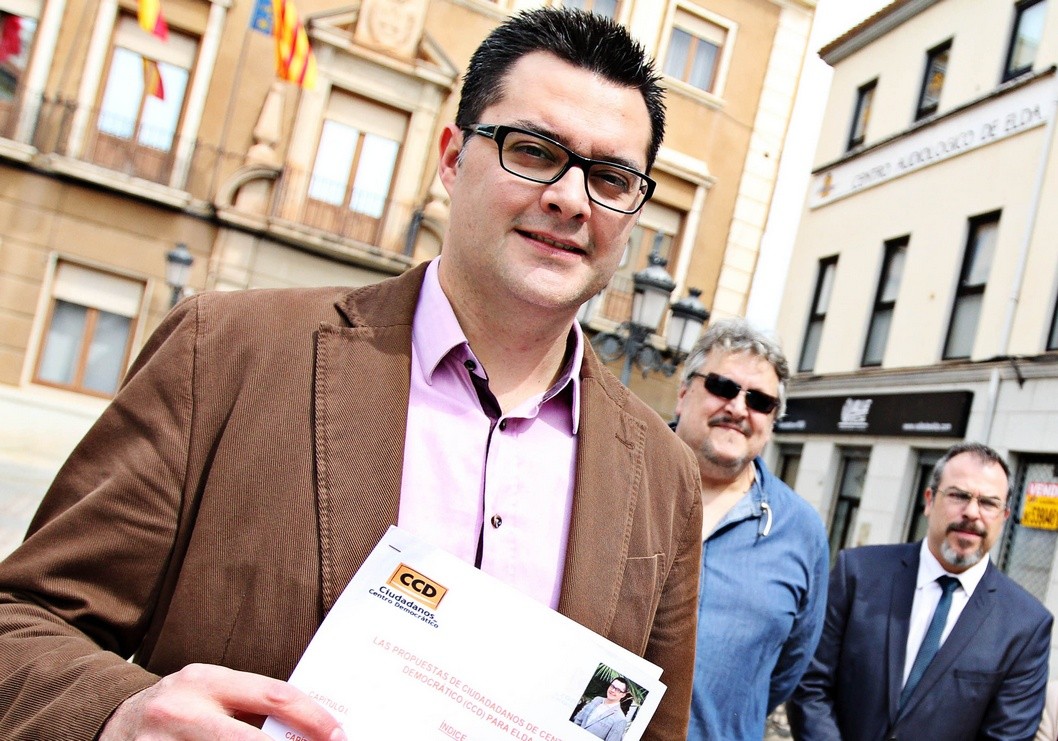 CCD solicita al alcalde el hermanamiento de Elda con dos ciudades argelinas CCD solicita al alcalde el hermanamiento de Elda con dos ciudades argelinas