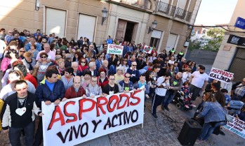 Socios y trabajadores de Asprodis denuncian el "bloqueo institucional y el acoso laboral" que sufren por la actual Junta en funciones
