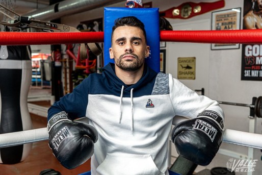 Jos&eacute; Quiles vuelve al ring con una victoria por KO en la Copa Presidente
