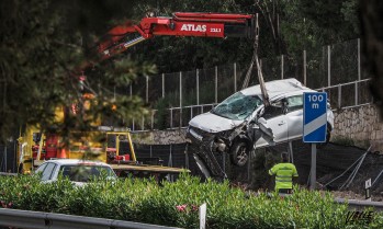 Un herido leve tras volcar su coche en la A-31