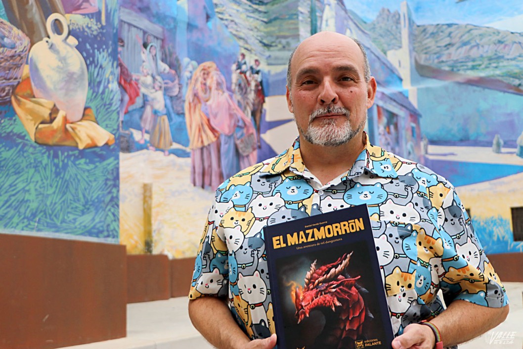 "El Mazmorrón. Una aventura de rol dungeonera", escrita por el eldense Daniel Verdú "El Mazmorrón. Una aventura de rol dungeonera", escrita por el eldense Daniel Verdú