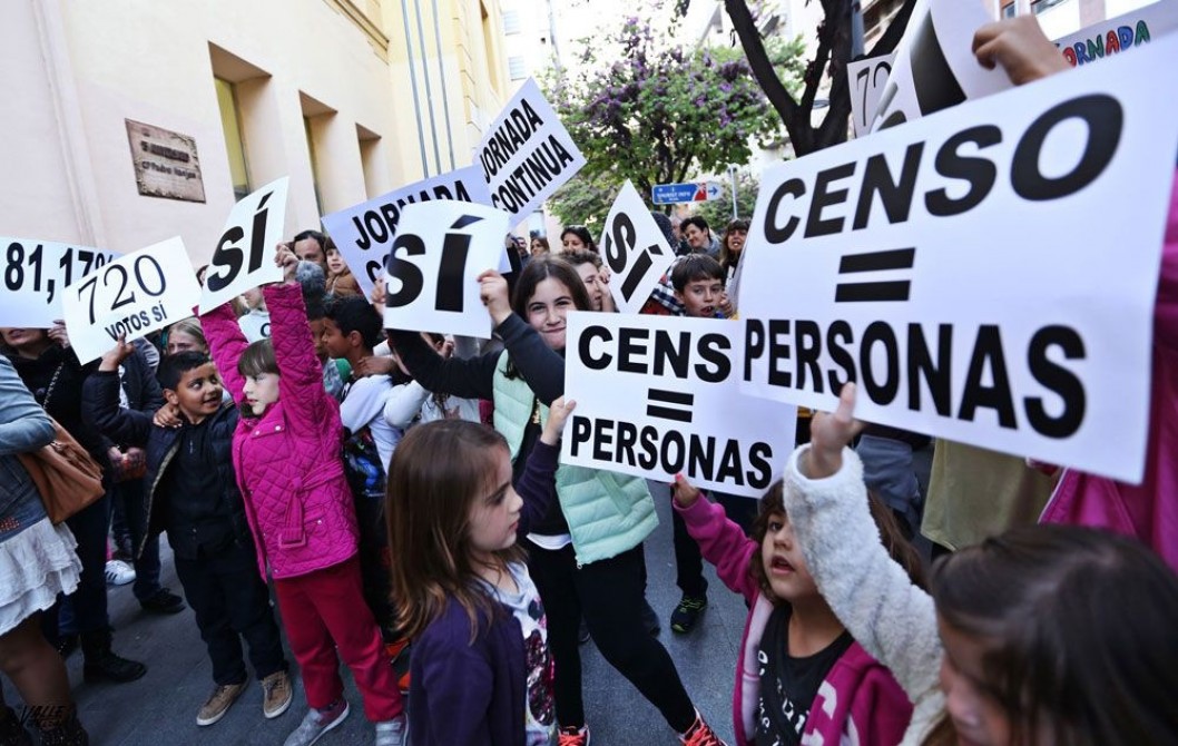 Familias de Padre Manjón presentan alegaciones por un error en el escrutinio por la Jornada Continua Familias de Padre Manjón presentan alegaciones por un error en el escrutinio por la Jornada Continua