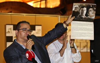 Sense Barreres presenta su calendario en recuerdo de tres pilares de la asociaci&oacute;n