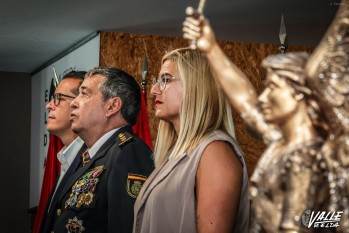 Reconocimiento a agentes de la Polic&iacute;a Nacional y Local en el D&iacute;a de los Santos Custodios