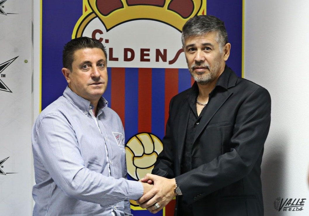 El nuevo director deportivo del Eldense, Mario Barrera, confía en "tener opciones en diciembre" El nuevo director deportivo del Eldense, Mario Barrera, confía en "tener opciones en diciembre"
