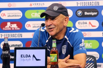 Claudio Barrag&aacute;n: "Ante el Algeciras nos jugamos tres puntos que son de suma importancia para seguir creciendo"