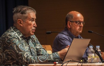 El director de escena Emilio Sagi ofreci&oacute; una conferencia en Elda