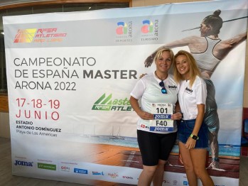 La eldense Yolanda Busquier, cuarta de Espa&ntilde;a m&aacute;ster en martillo pesado