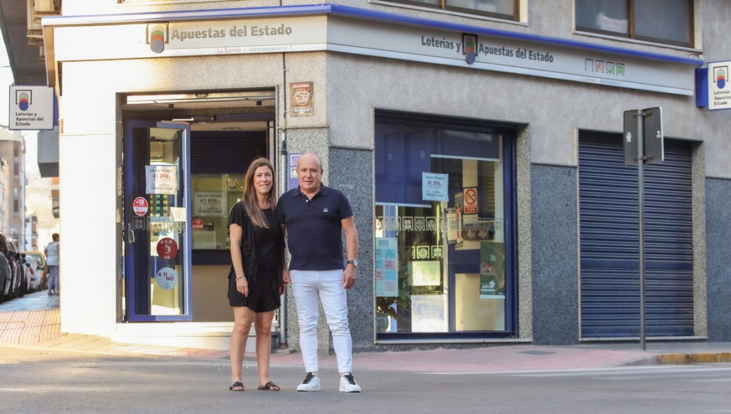 La administración "La Estrella" cumple 20 años gracias a la fidelidad de sus clientes La administración "La Estrella" cumple 20 años gracias a la fidelidad de sus clientes