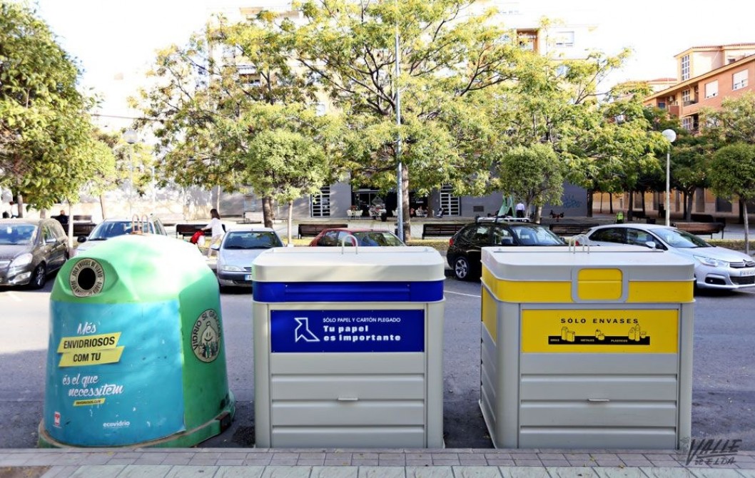 Elda cuenta con 51 nuevos contenedores de reciclaje Elda cuenta con 51 nuevos contenedores de reciclaje