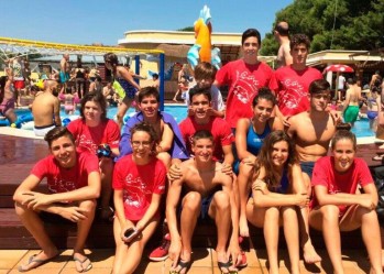 El Club de Nataci&oacute;n del CEE consigue cinco podios en el 6&ordm; Trofeo Delf&iacute;n 