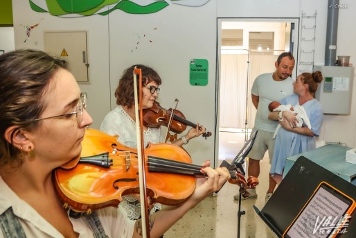 La Orquesta ADDA Sinf&oacute;nica llena de m&uacute;sica el Hospital General de Elda