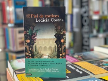"Piel de cordero" de Ledicia Costas