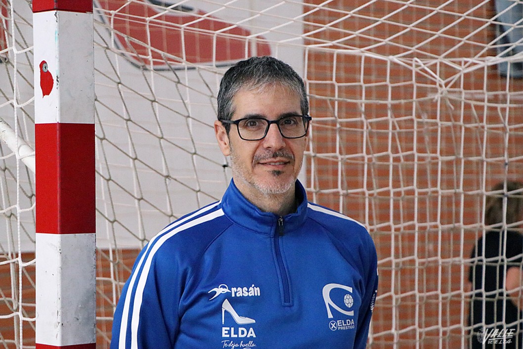 José Ignacio Prades seguirá al frente del Elda Prestigio José Ignacio Prades seguirá al frente del Elda Prestigio